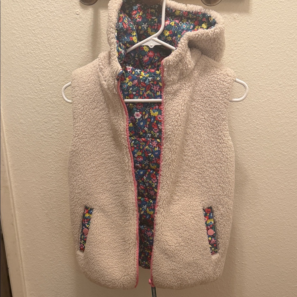 Mini Boden Cream Sherpa Vest with Floral Interior